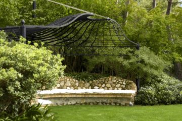 Veduta del giardino della villa