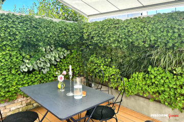 Giardino verticale e arredi da esterno