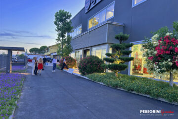 giardino-fiorito-notturna