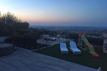 Hanging garden, sunset, garden beds, garden lounge, garden games